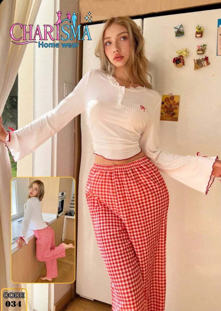 بيجامة حريمي كاروهات أحمر × أبيض مع توب أبيض أنيق – كود 034