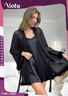 طقم لانجري ساتان أسود مع روب شيفون بفرو – كود 7170