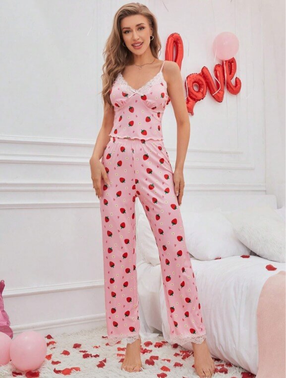 Women'S Sleepwear Set With Strawberry Print - Divarouj